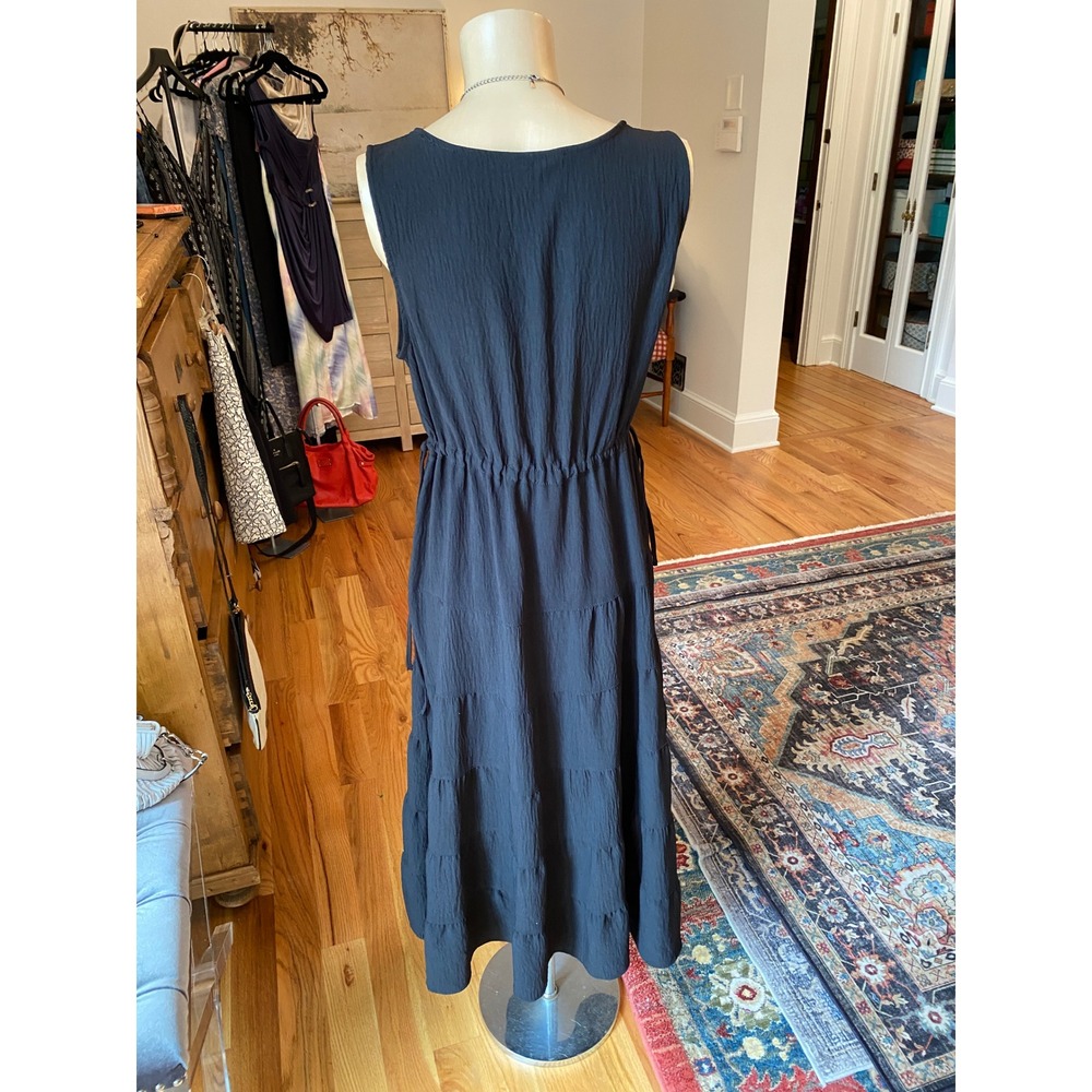Max Studio London Black Tiered Surplice V-Neck Midi Dress Size M - Picture 11 of 14